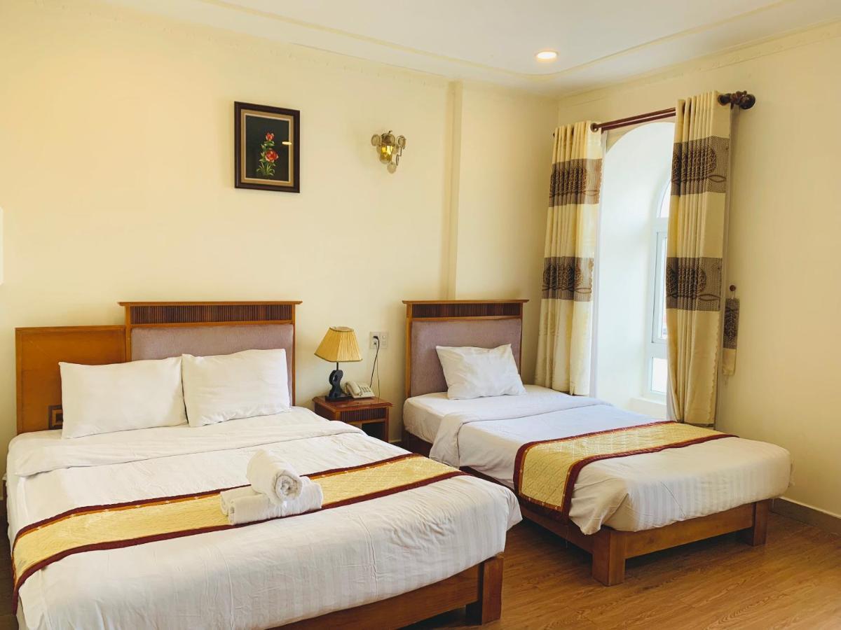 Anh Dao Hotel Da Lat Exterior photo